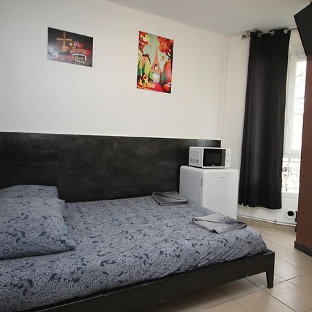 09 - Chambre Proche Paris Et Transports Avec Tv Wifi Saint-Denis  Eksteriør billede